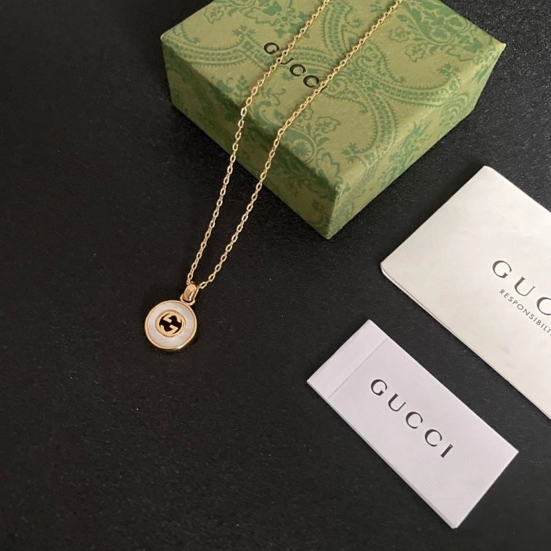 Resilient Gucci Necklaces 244480