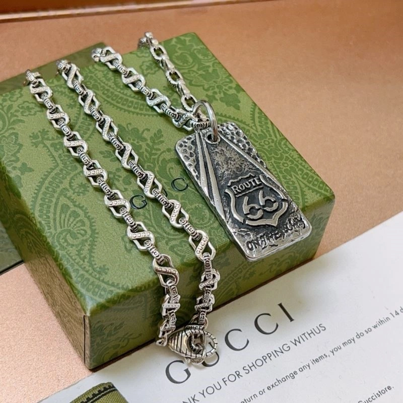 SunProtective Gucci Necklaces 244285