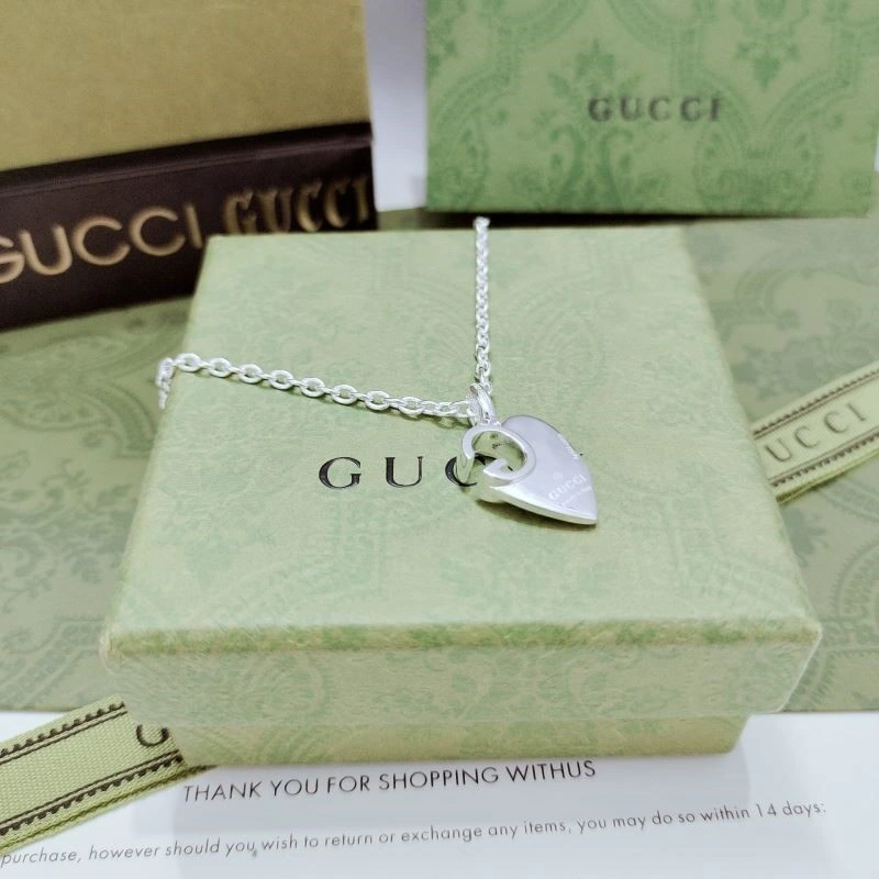 Lightweight Gucci Necklaces 244290