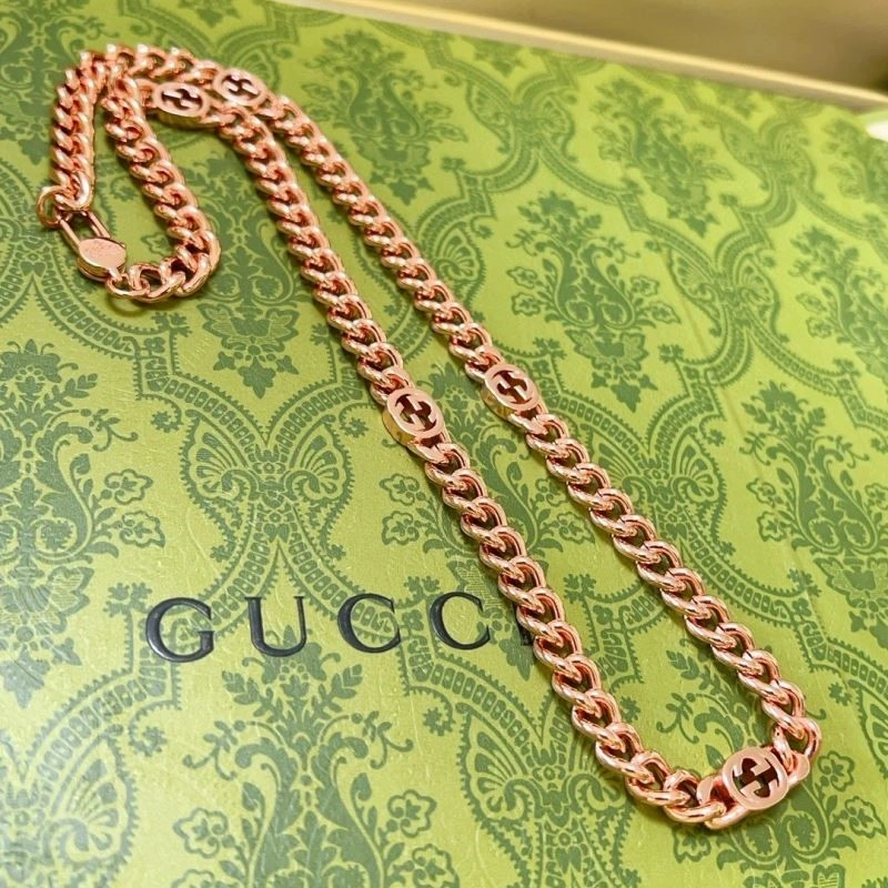Snug Gucci Necklaces 244294