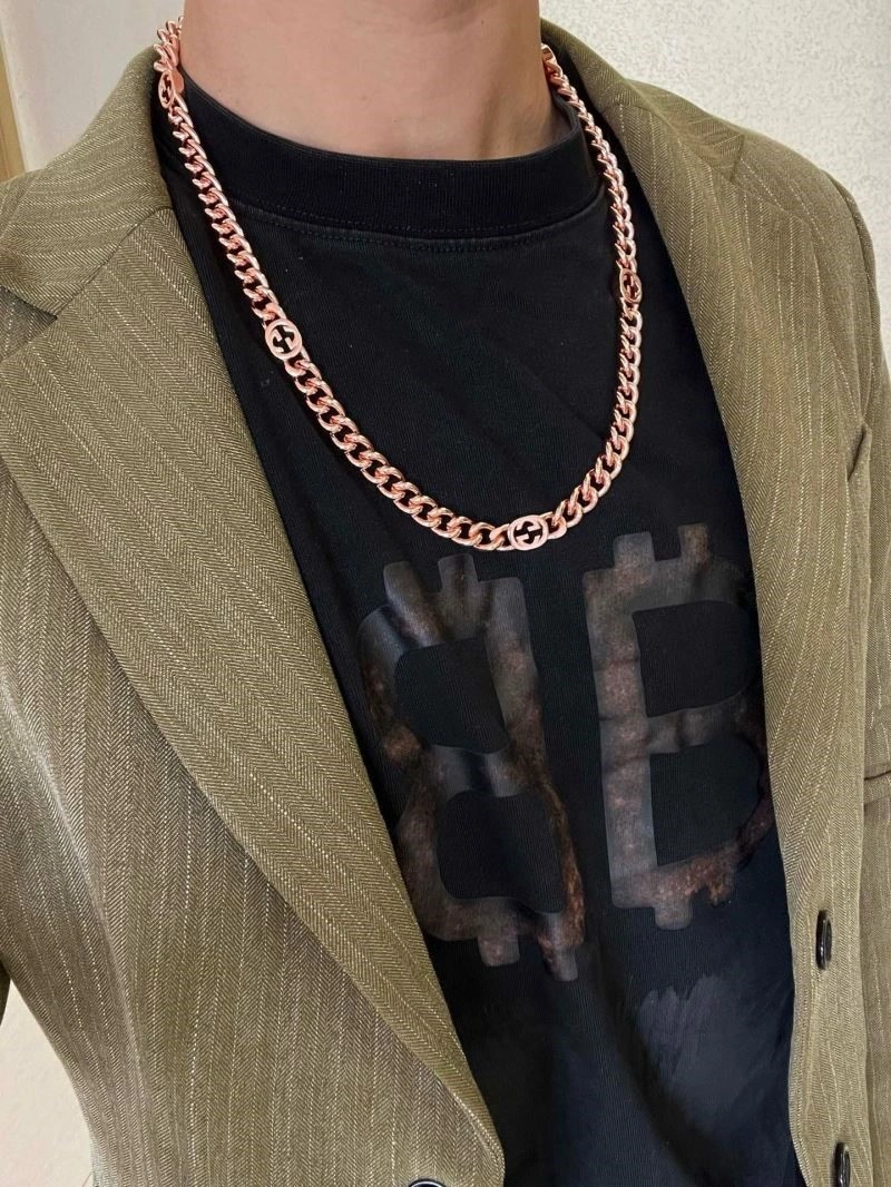 Snug Gucci Necklaces 244294