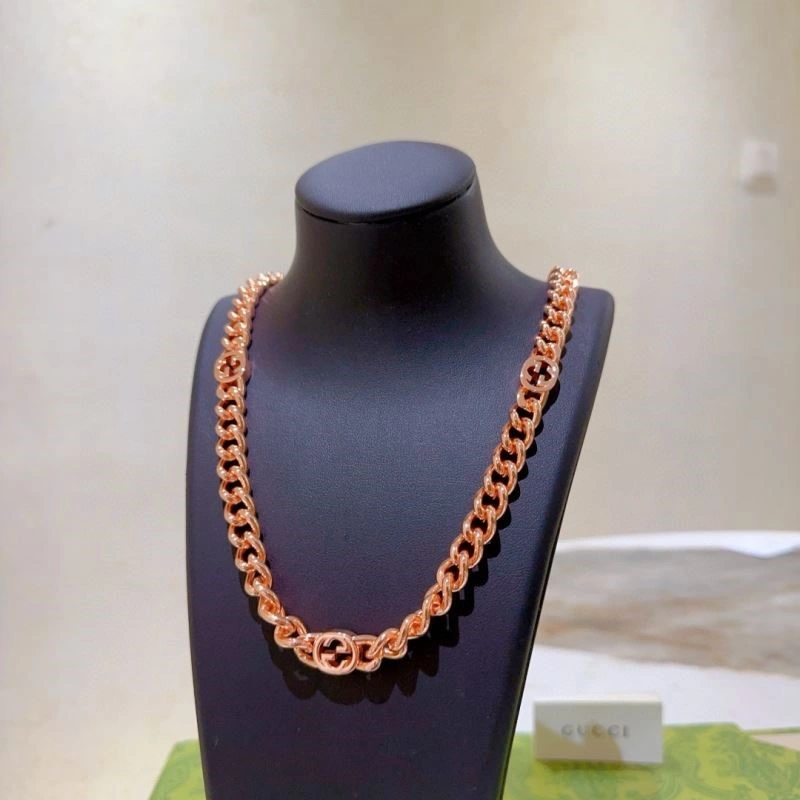 Snug Gucci Necklaces 244294