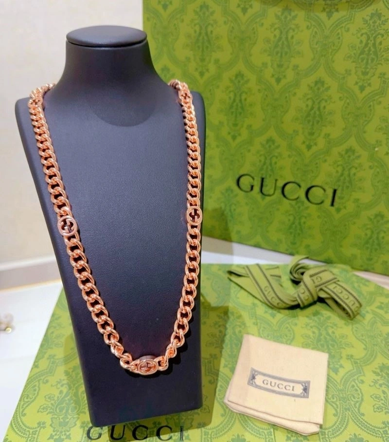 Snug Gucci Necklaces 244294