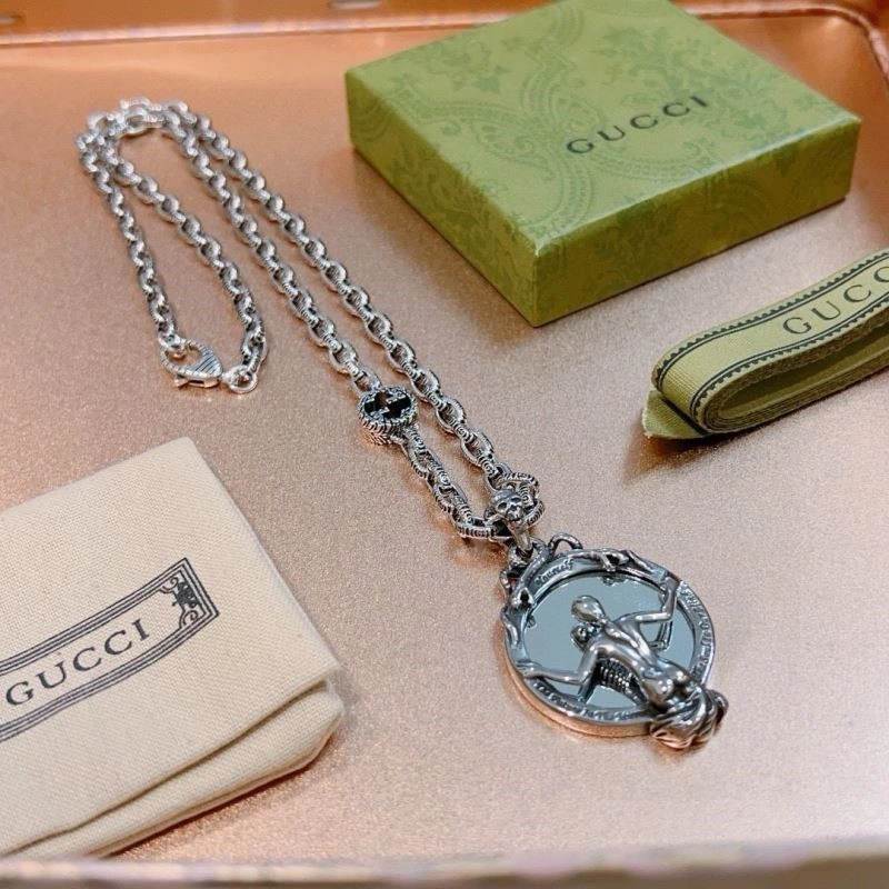 Resilient Gucci Necklaces 244289