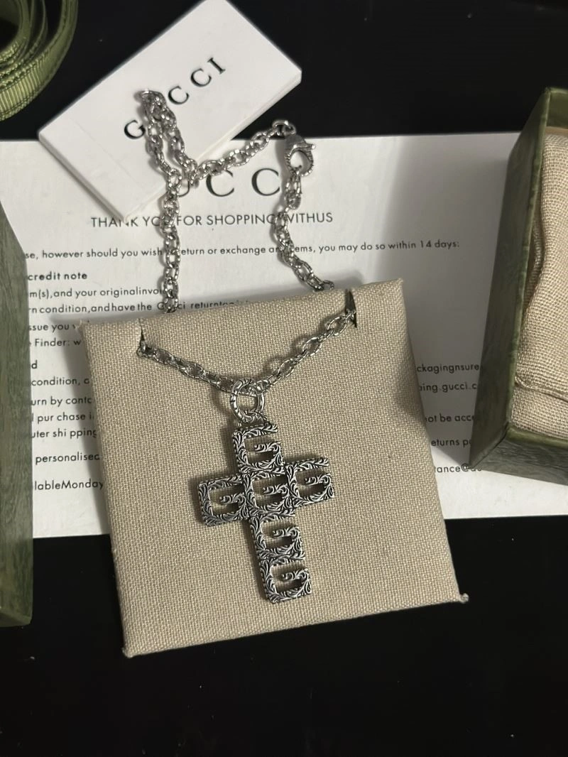 SoftTouch Gucci Necklaces 244246