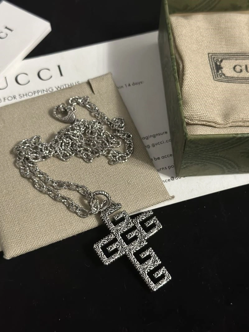 SoftTouch Gucci Necklaces 244246