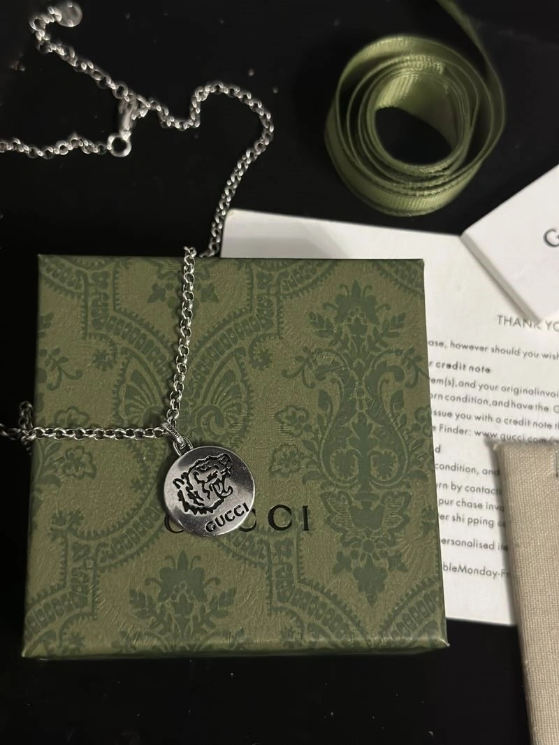 Fashionable Gucci Necklaces 244244