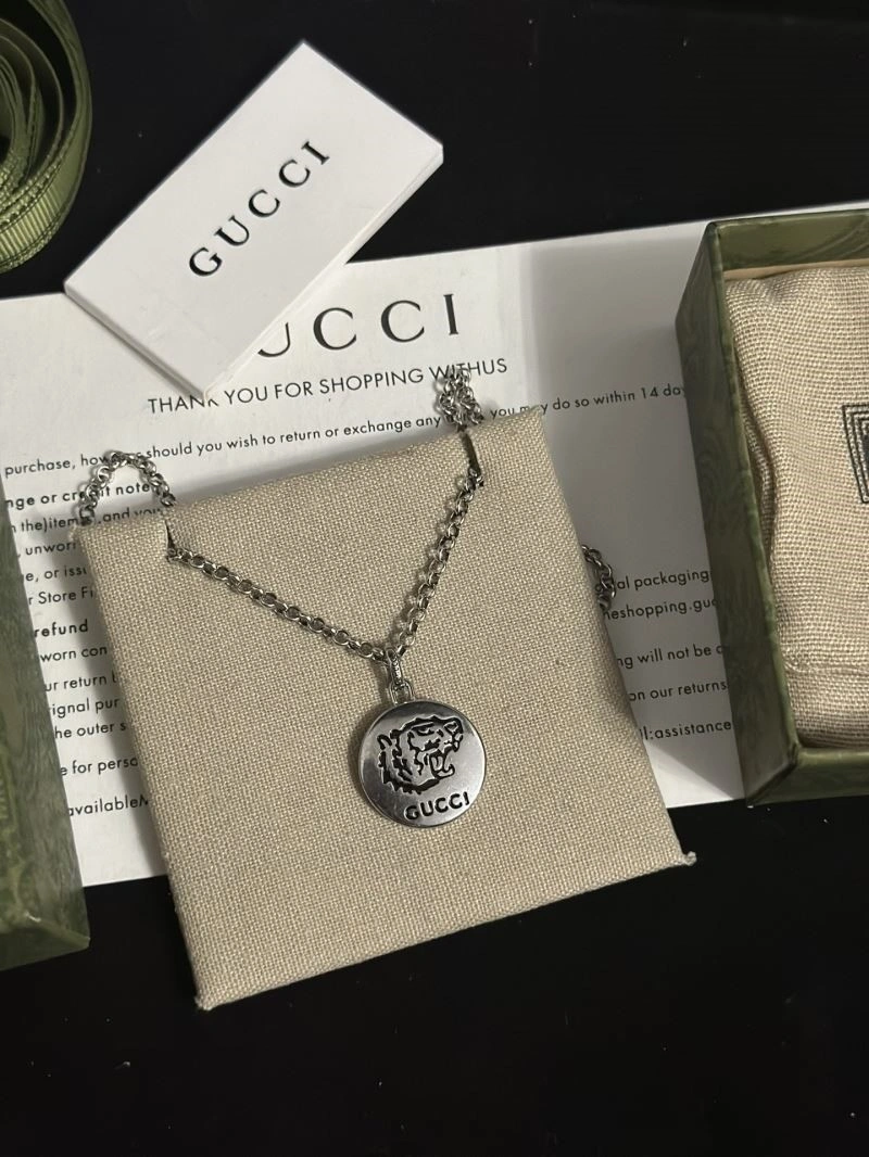 Fashionable Gucci Necklaces 244244