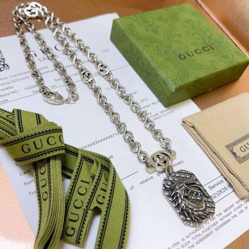 Gucci Necklaces Versatile 244240
