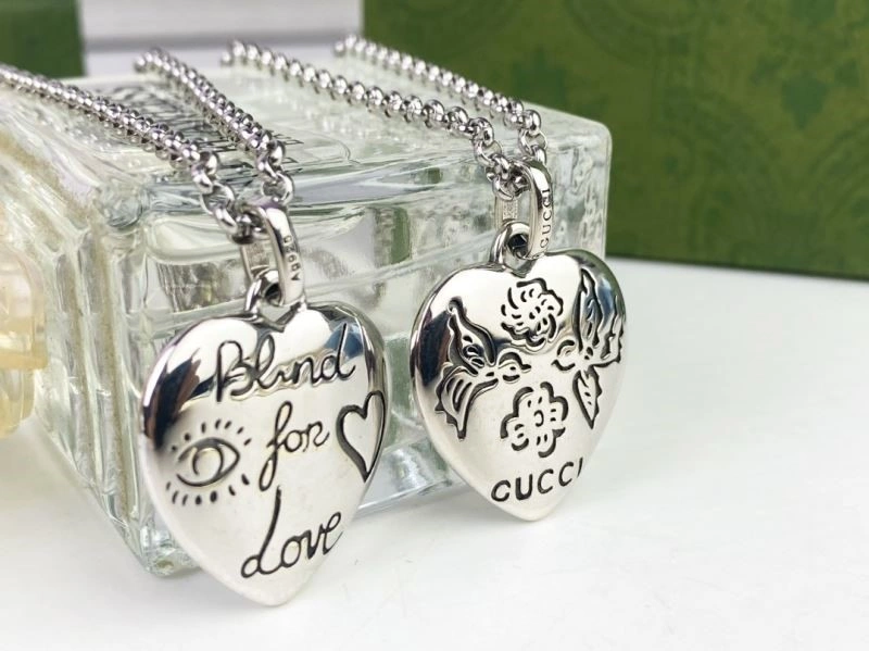 SmoothTexture Gucci Necklaces 244243