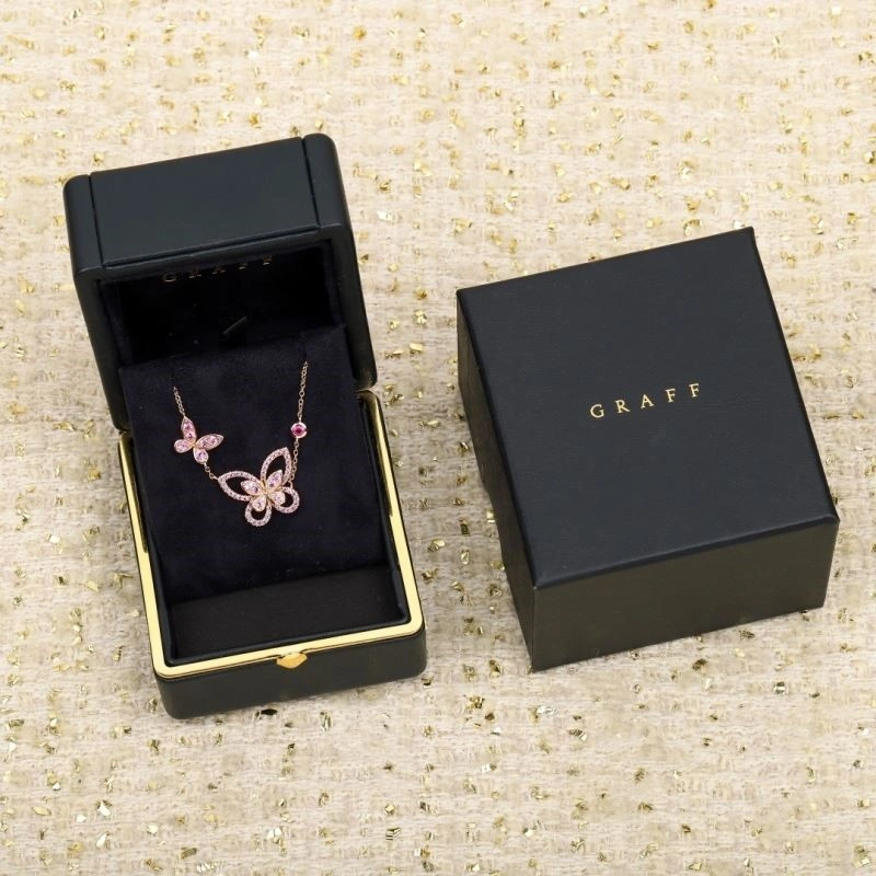 Supportive Gucci Necklaces 244250