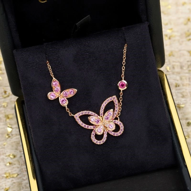 Supportive Gucci Necklaces 244250