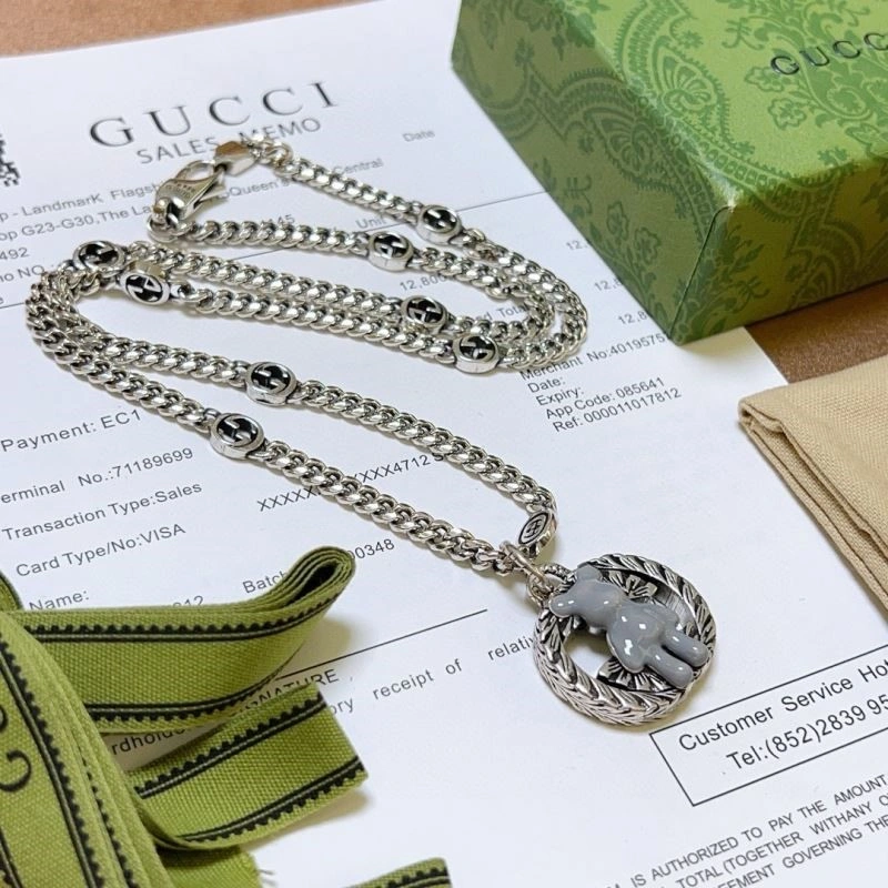 Gucci Necklaces Sleek 244210