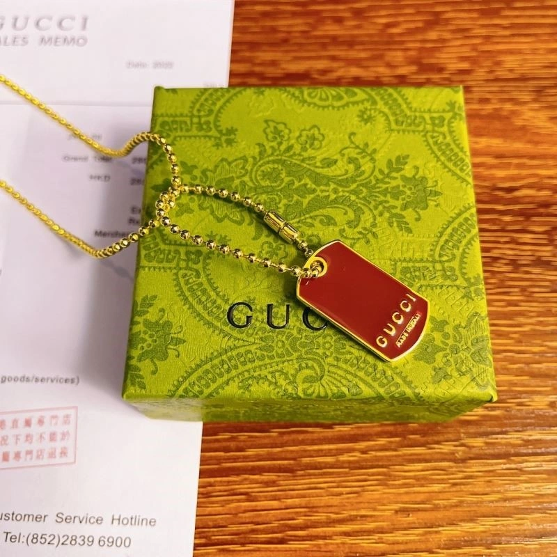 Vibrant Gucci Necklaces 244015