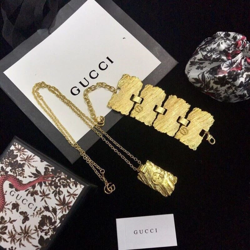 Breathable Gucci Necklaces 244030