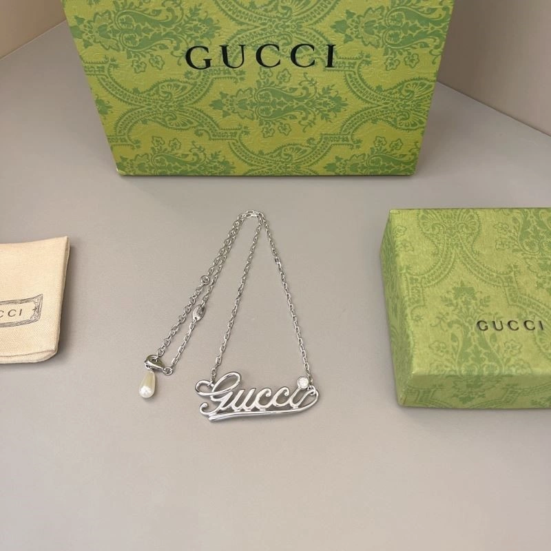 Fashionable Gucci Necklaces 244009