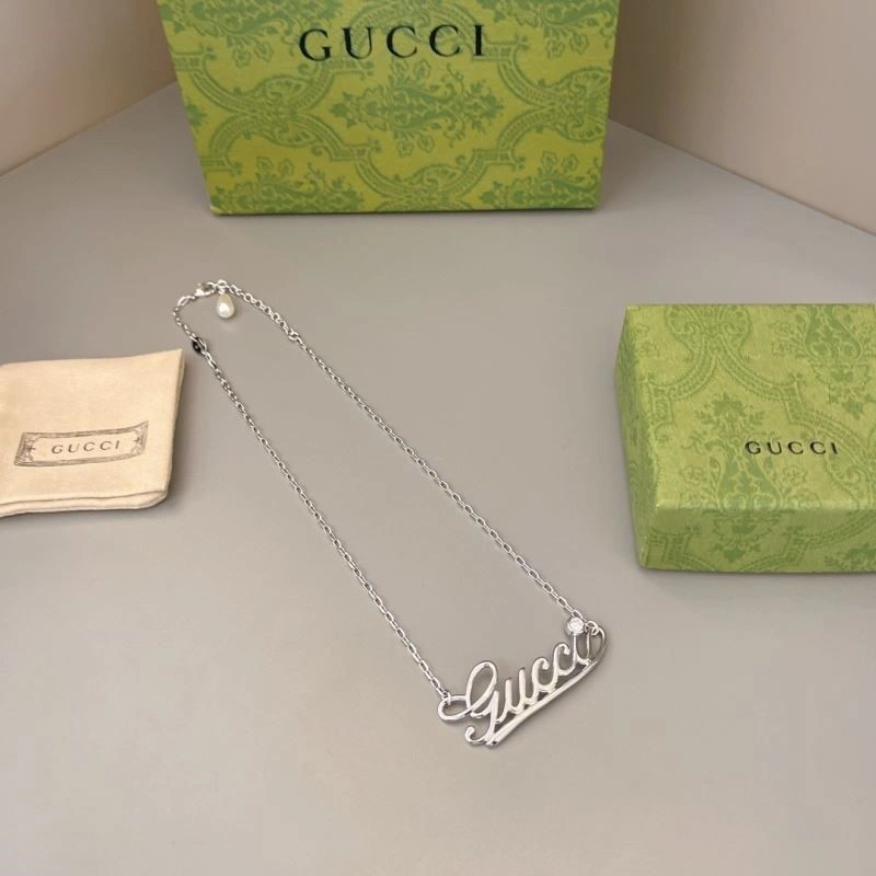 Fashionable Gucci Necklaces 244009