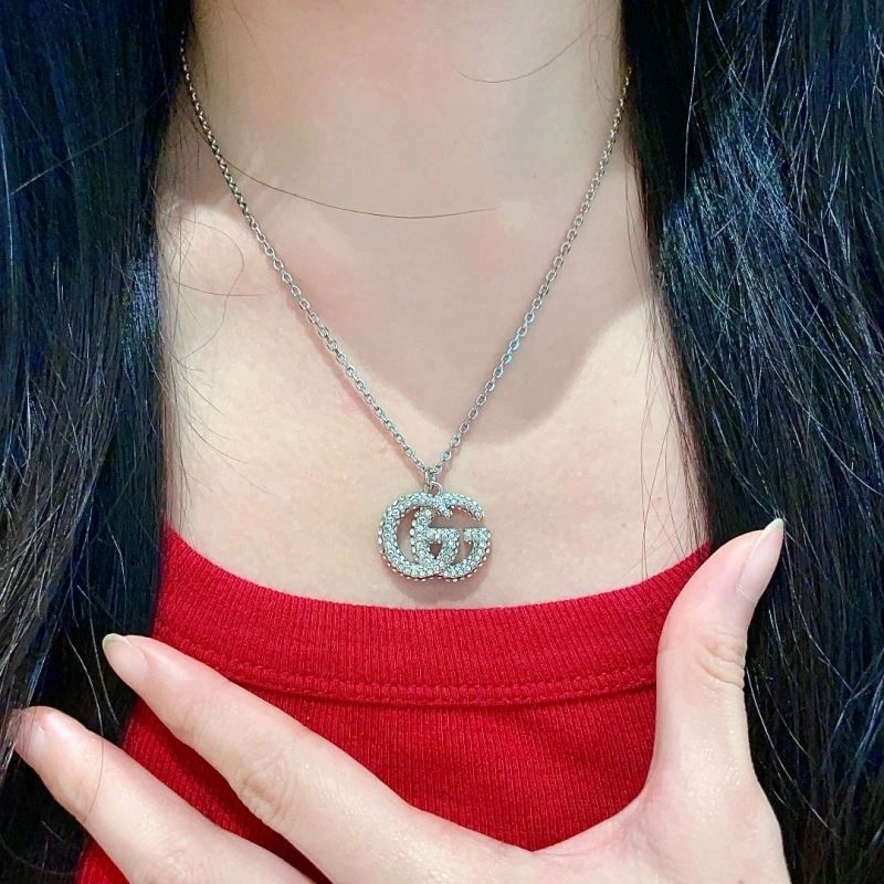 Lightweight Gucci Necklaces 243996