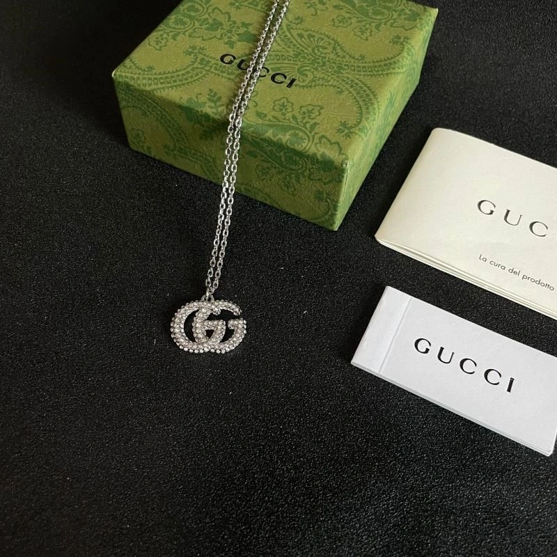Lightweight Gucci Necklaces 243996