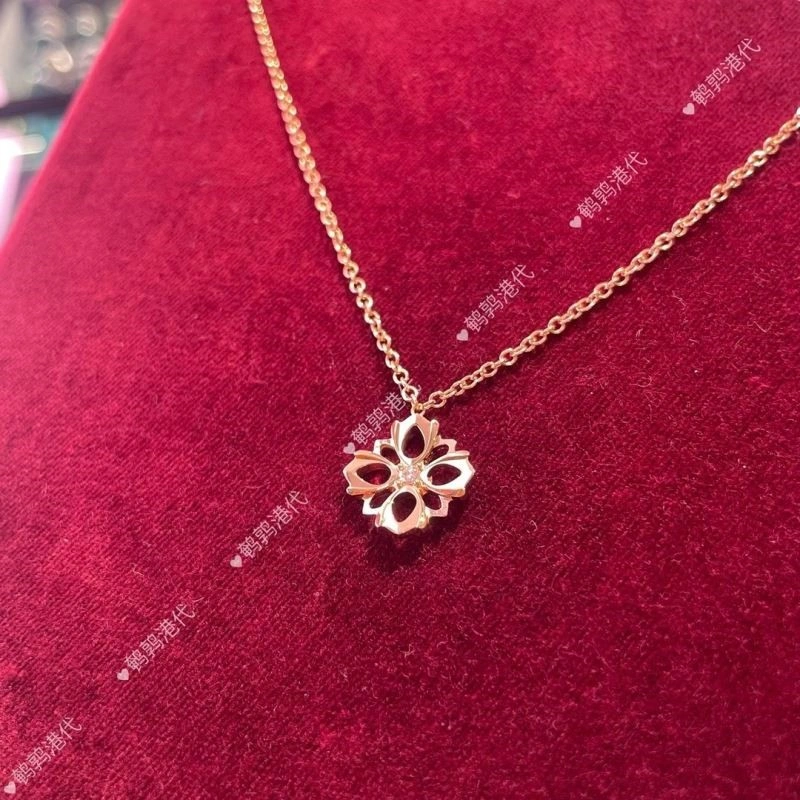 Resilient Gucci Necklaces 243974