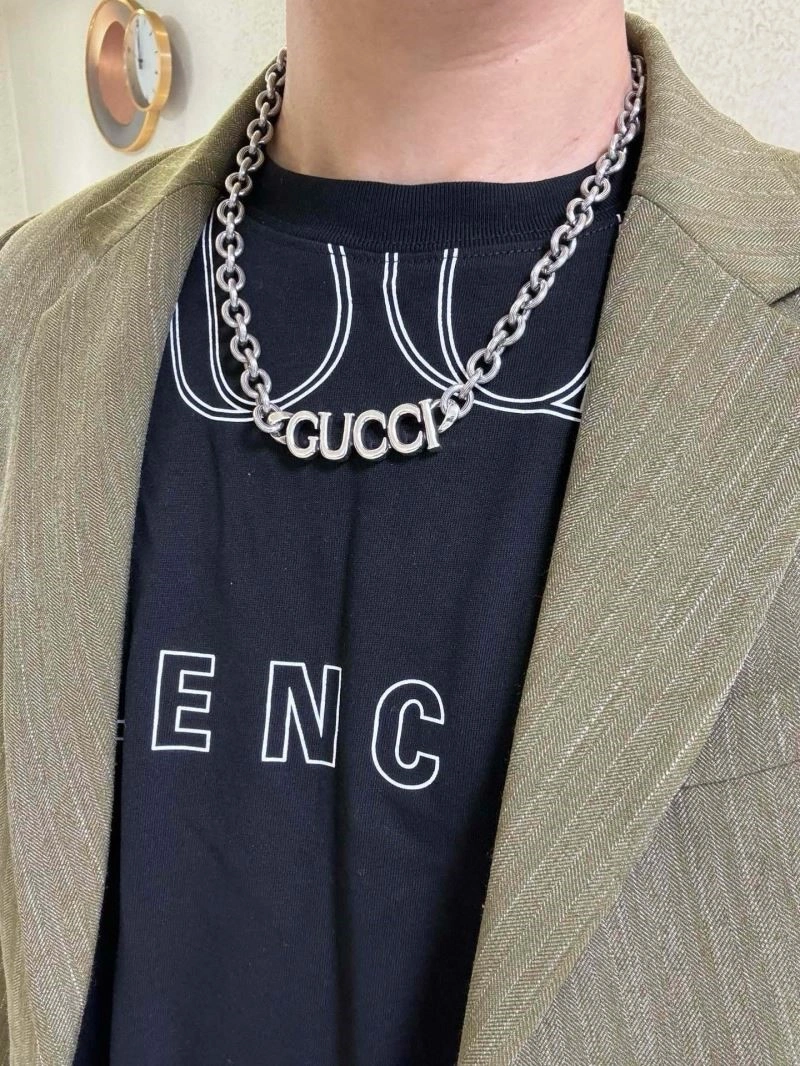 Fashionable Gucci Necklaces 243984