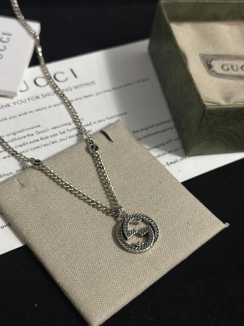 Trendsetting Gucci Necklaces 243944