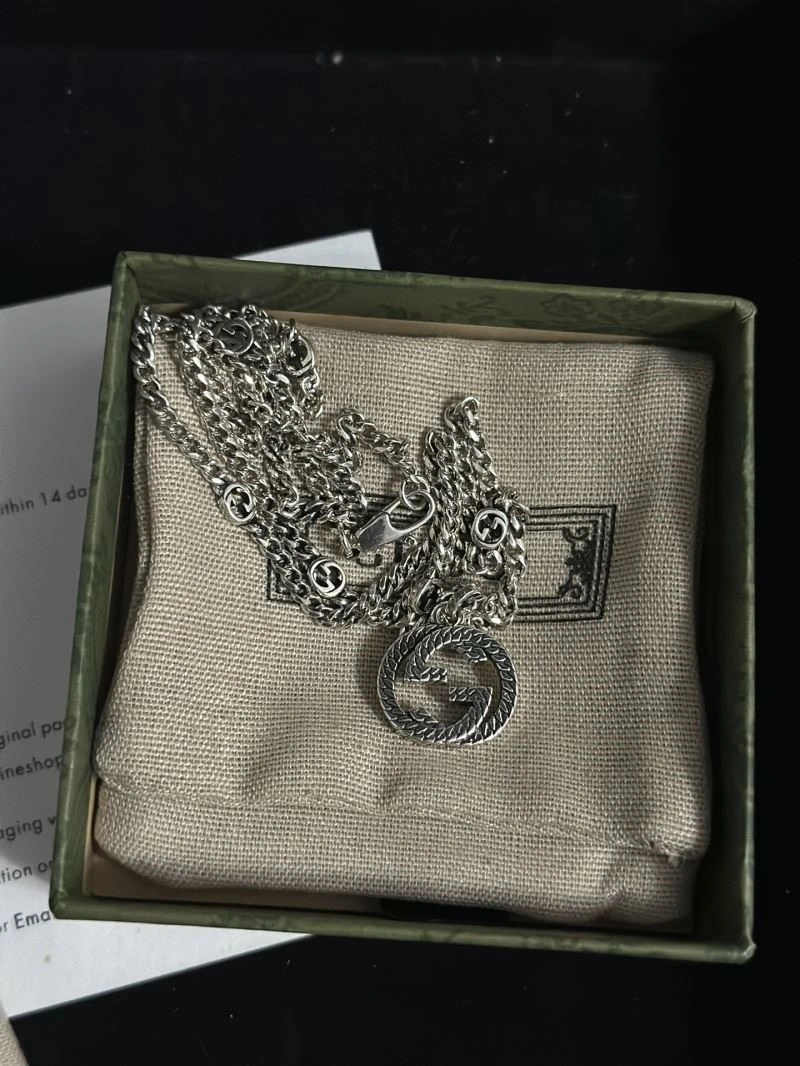 Trendsetting Gucci Necklaces 243944