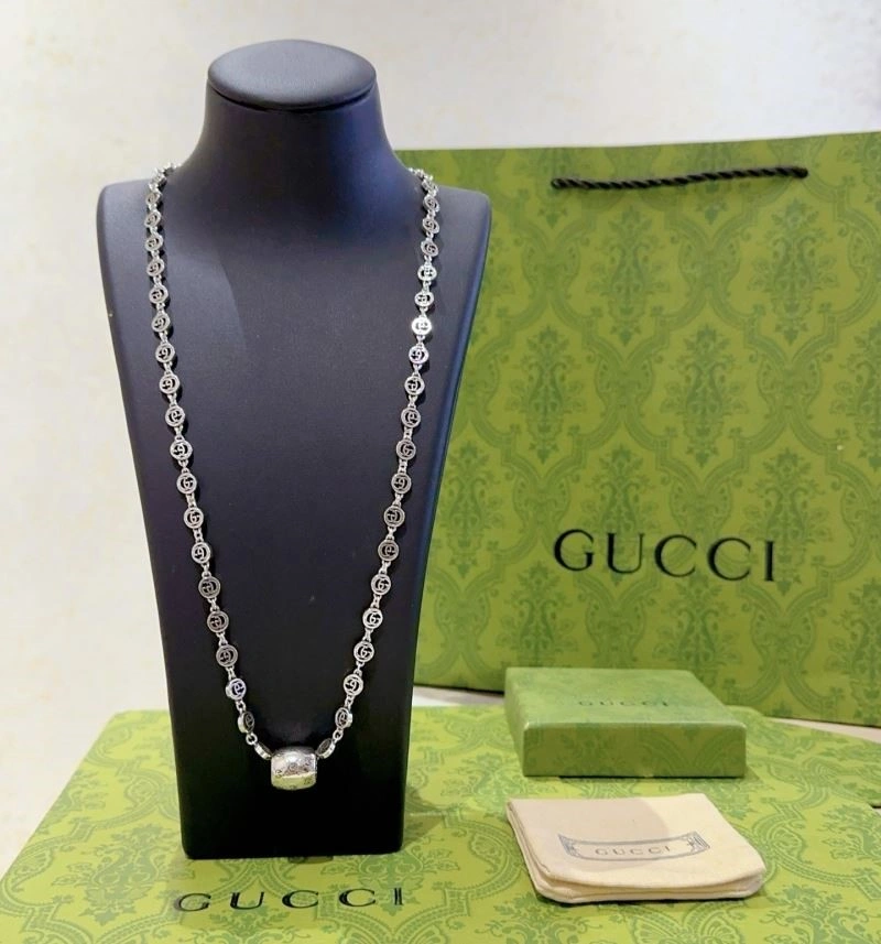 Sophisticated Gucci Necklaces 243958