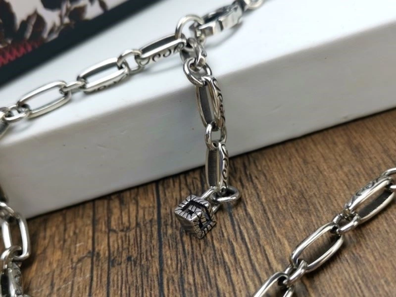 SoftTouch Gucci Necklaces 243691