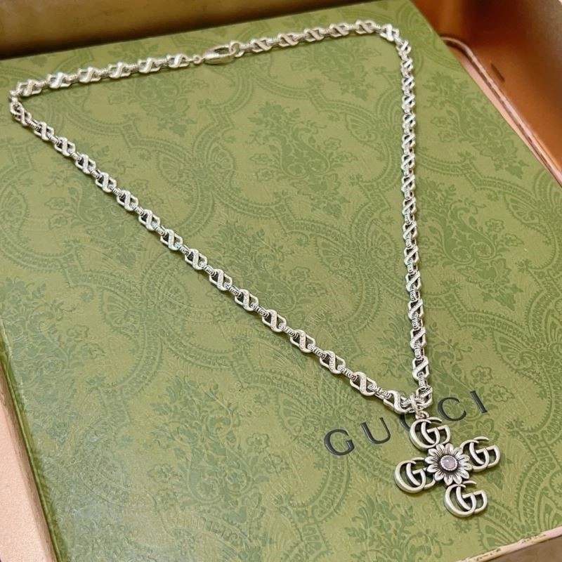 Gucci Necklaces Trendy 243706