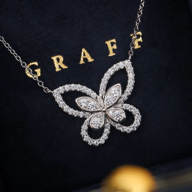 Compact Gucci Necklaces 243701