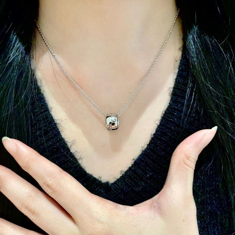 Gucci Necklaces Original 243674