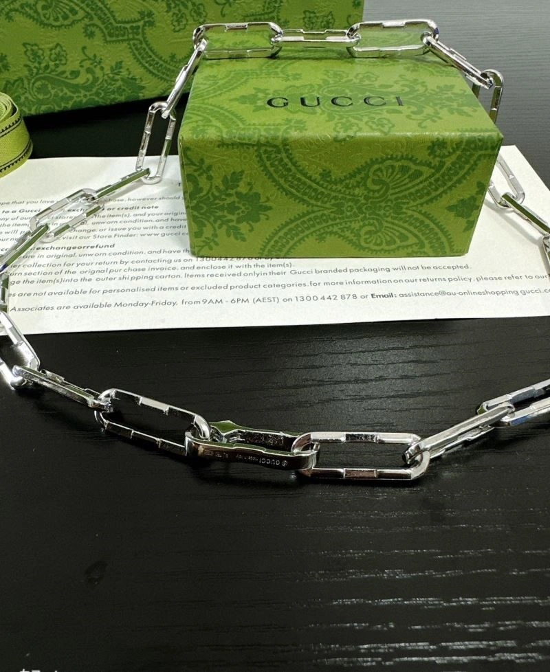 Sporty Gucci Necklaces 243652