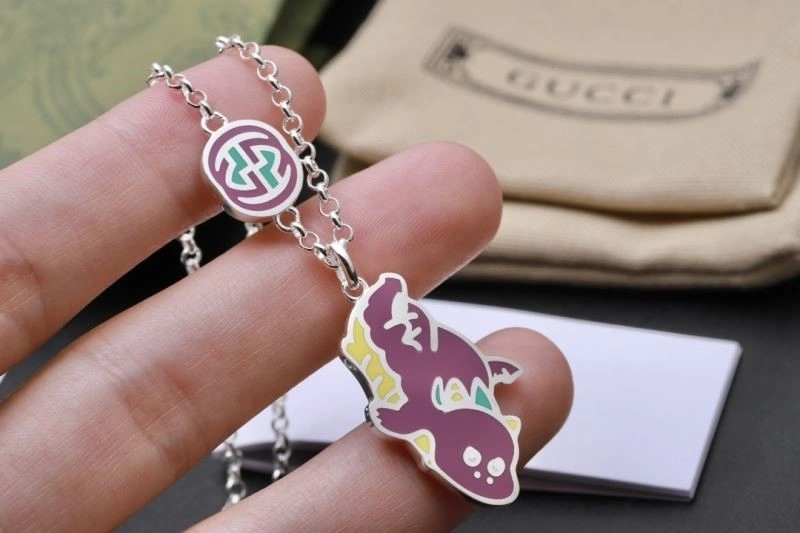 Bright Gucci Necklaces 243645