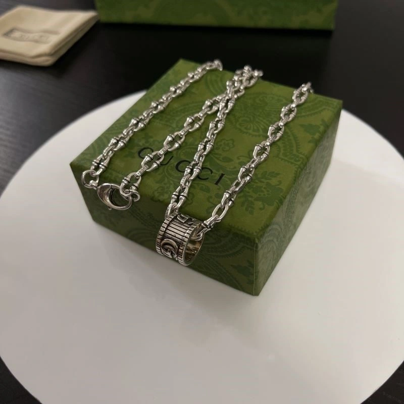 Gucci Necklaces DailyWear 243644
