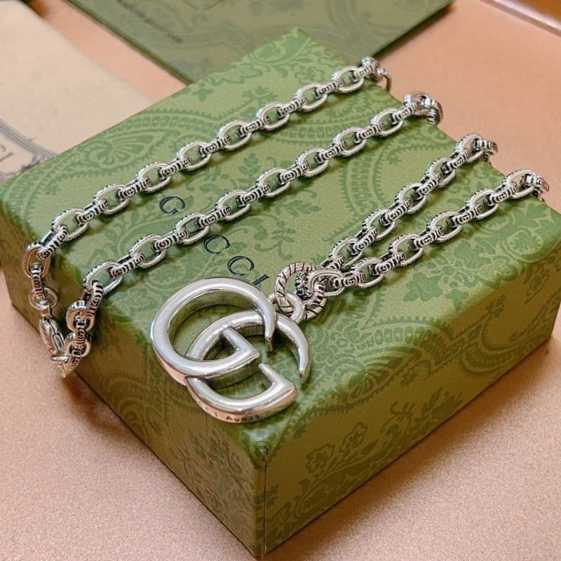 Trendsetting Gucci Necklaces 243668