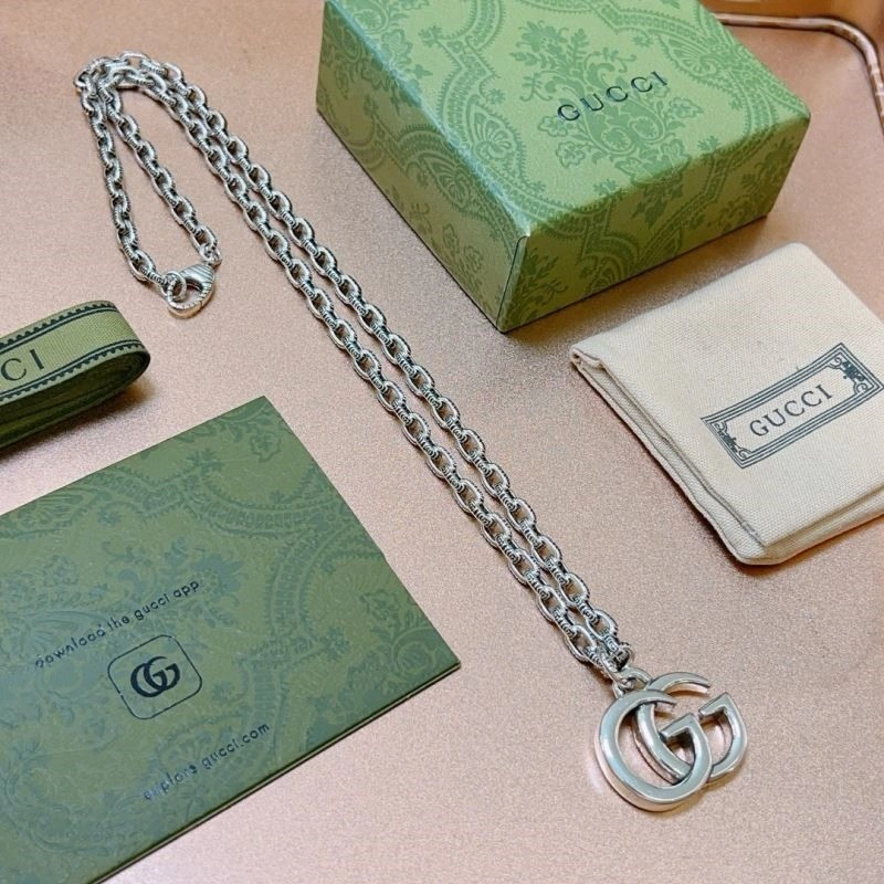 Trendsetting Gucci Necklaces 243668