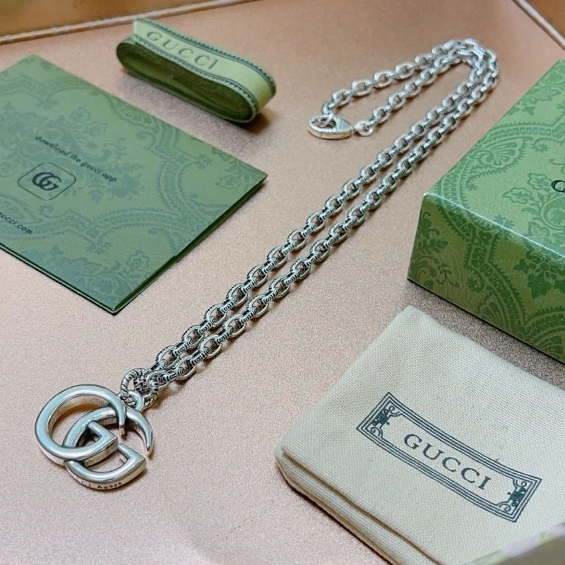 Trendsetting Gucci Necklaces 243668