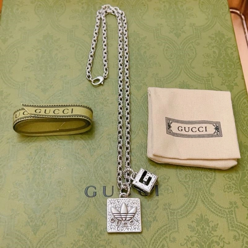 Lightweight Gucci Necklaces 243669