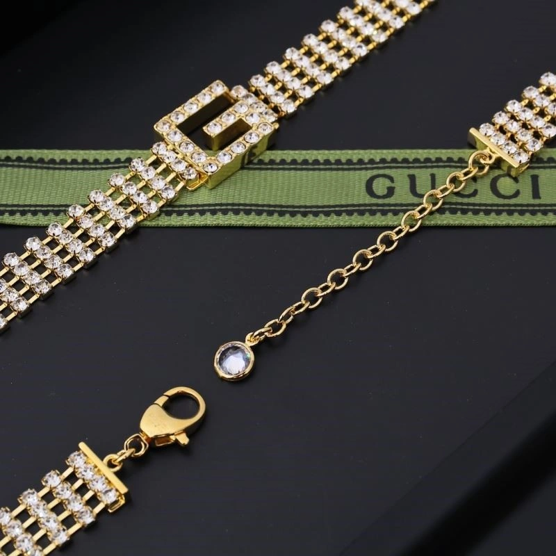 Vibrant Gucci Necklaces 243654