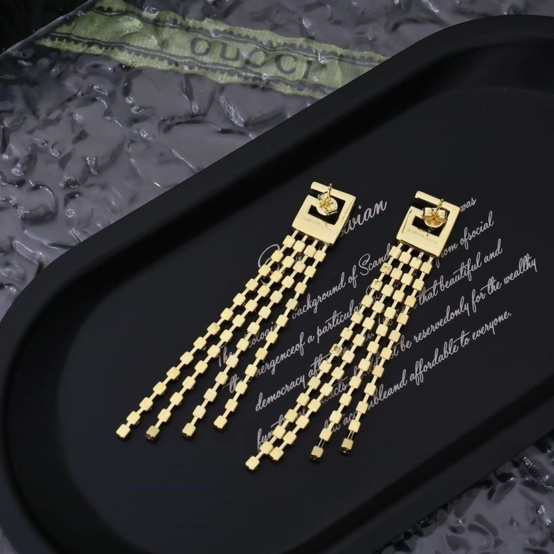 Vibrant Gucci Necklaces 243654