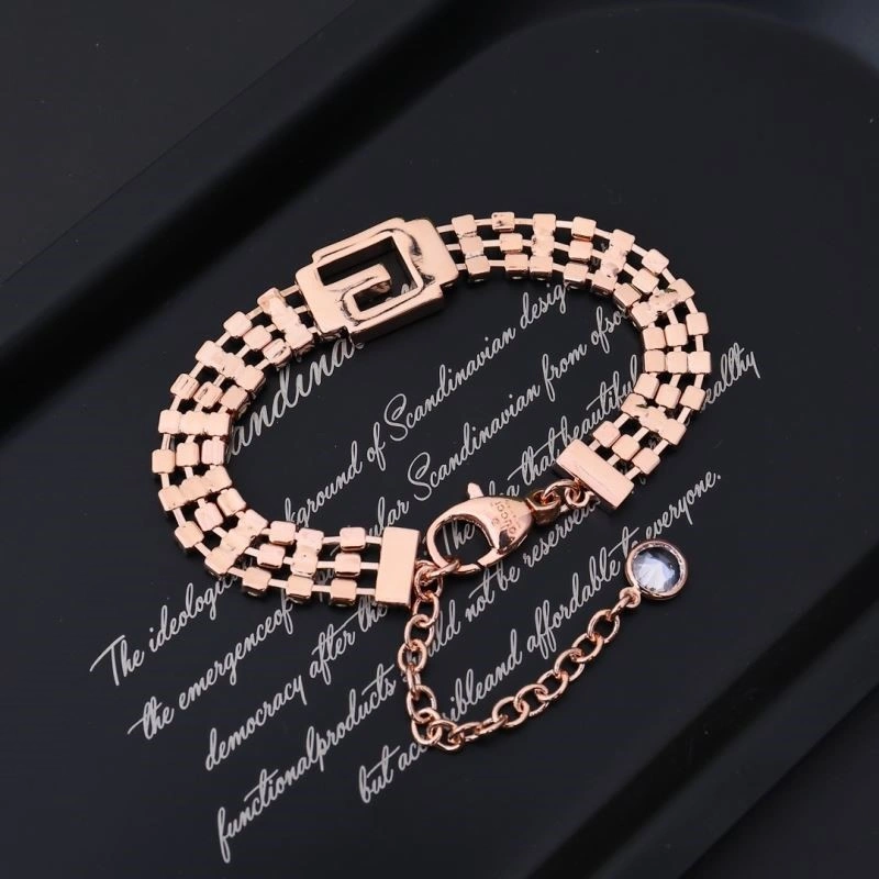 Efficient Gucci Necklaces 243641