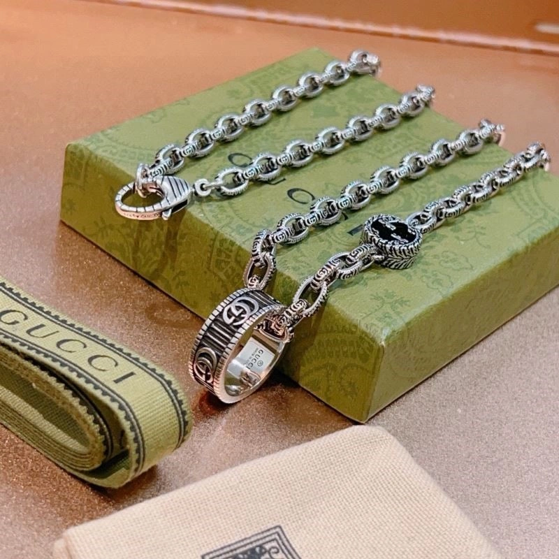 Resilient Gucci Necklaces 243607