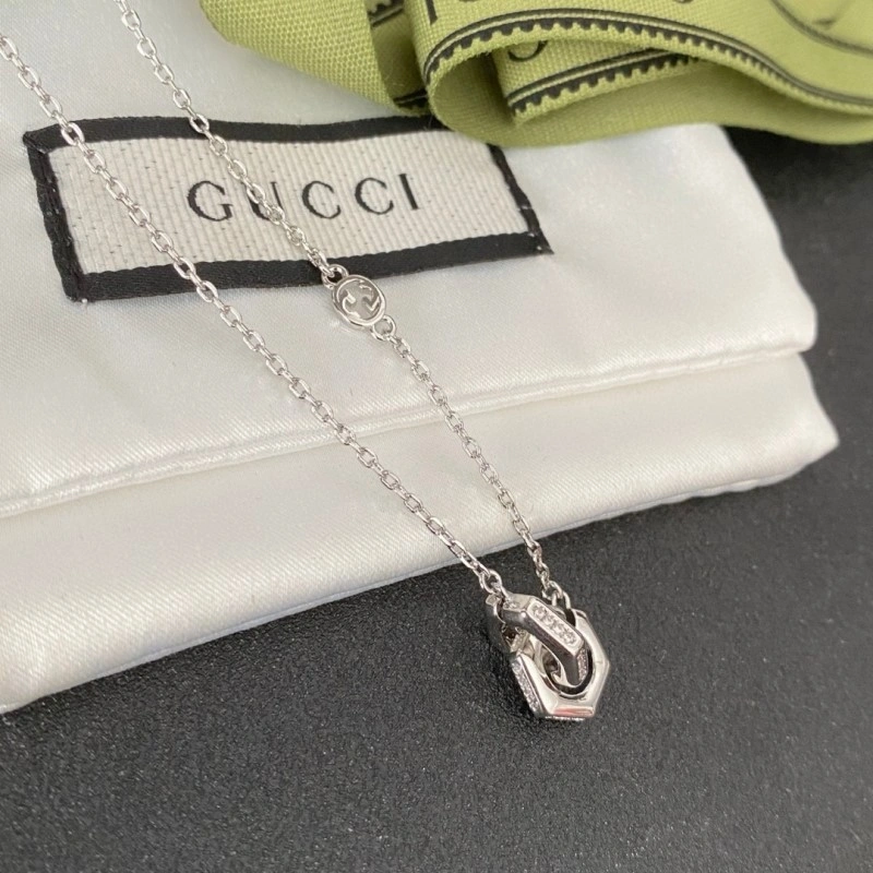 Gucci Necklaces Bold 243590