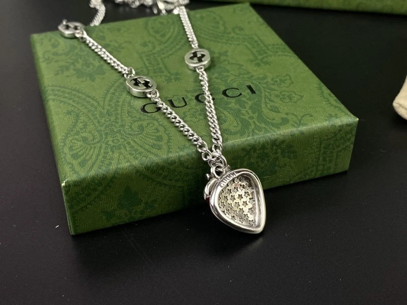 Gucci Necklaces Breathable 243559