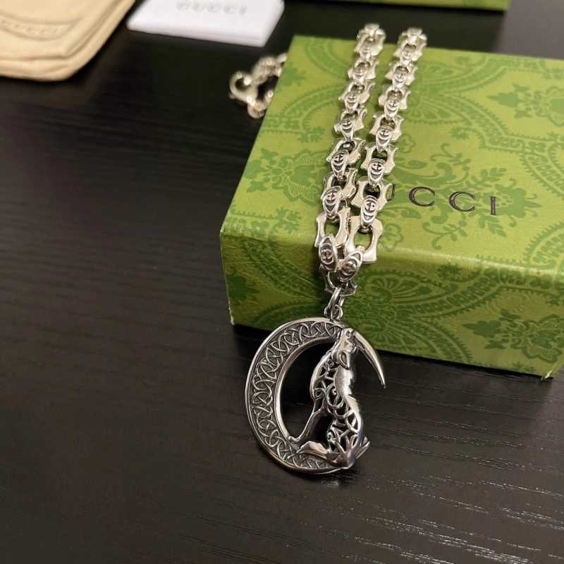 Unisex Gucci Necklaces 243583