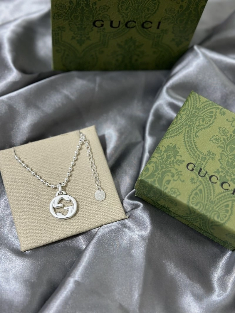 Functional Gucci Necklaces 243582