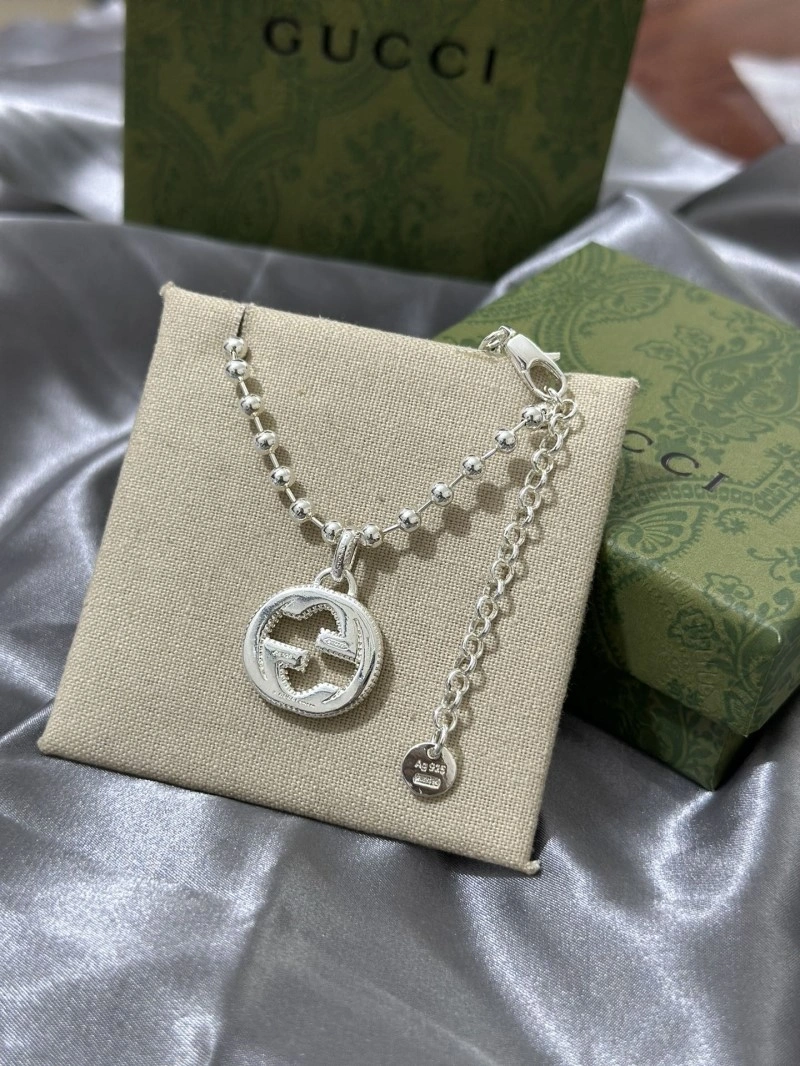 Functional Gucci Necklaces 243582