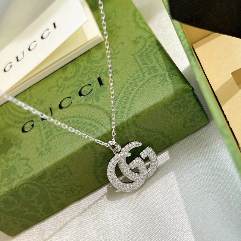 Comfortable Gucci Necklaces 243570