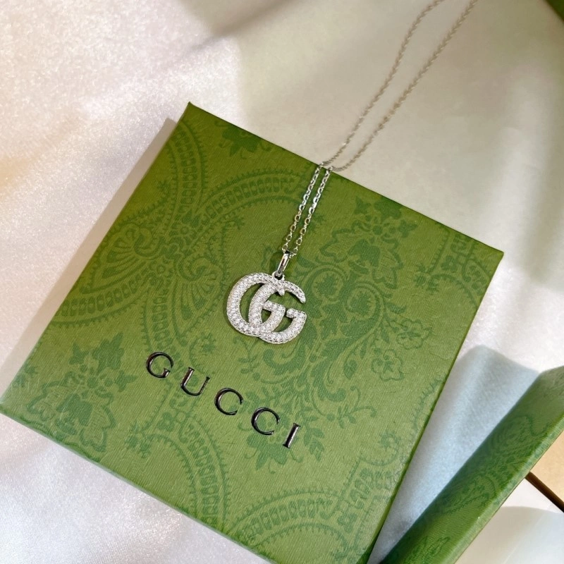 Comfortable Gucci Necklaces 243570